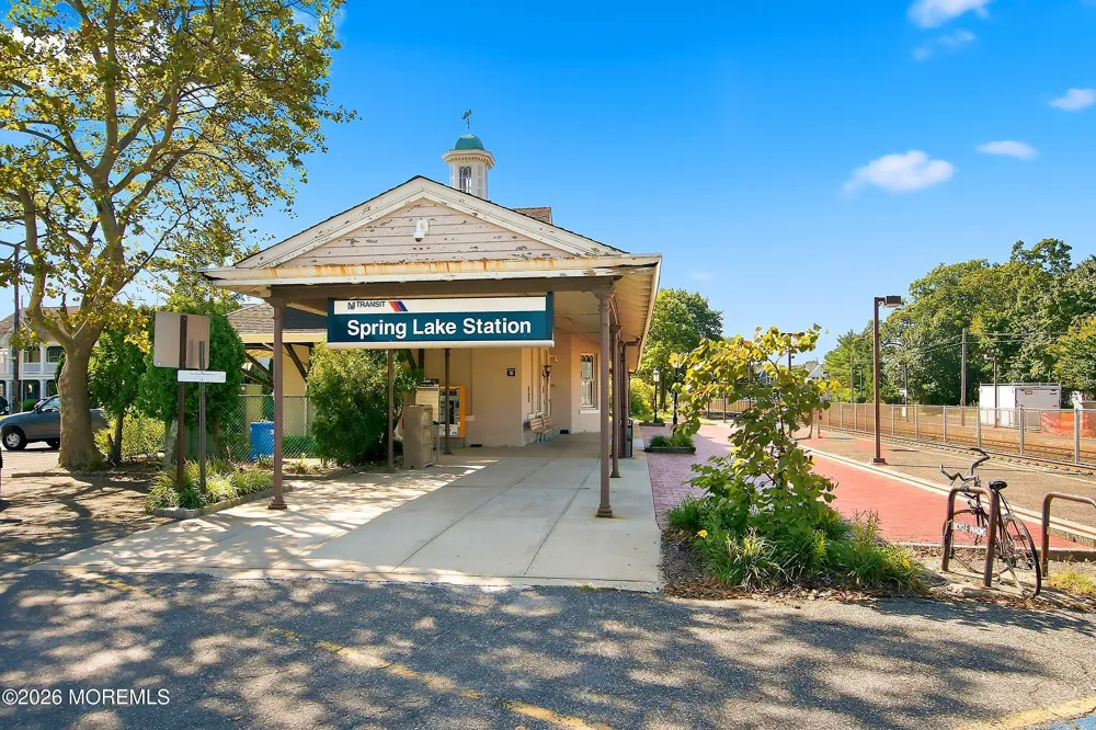 332 Pitney Avenue Spring Lake, NJ 07762