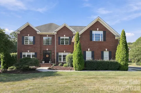 702 Carver Pond Lane
