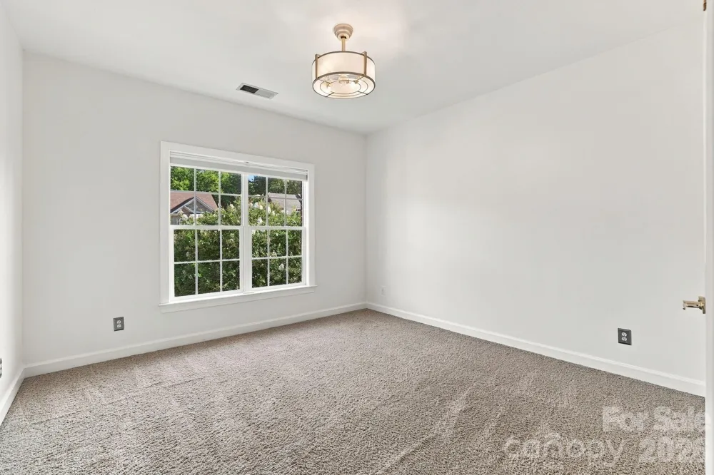 702 Carver Pond Lane Waxhaw, NC 28173