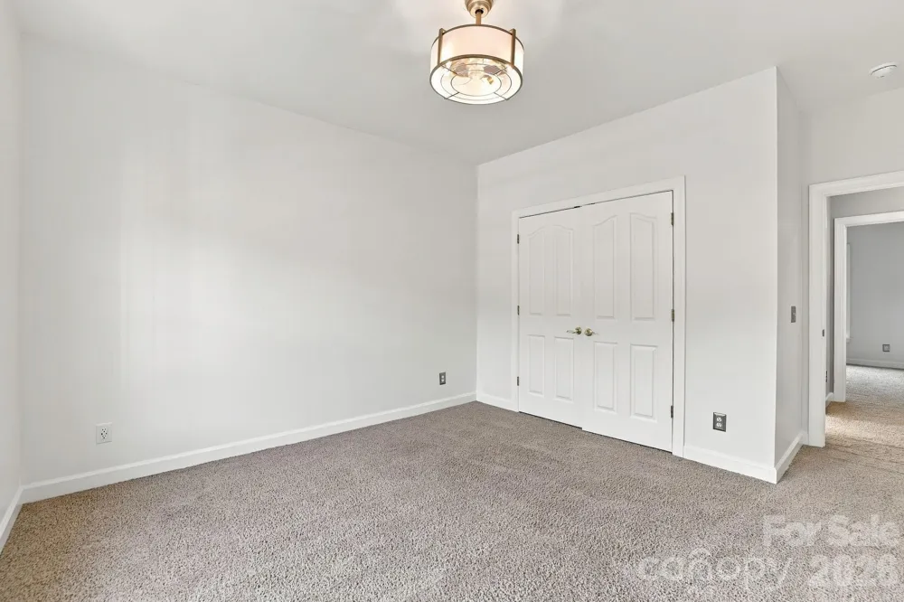 702 Carver Pond Lane Waxhaw, NC 28173