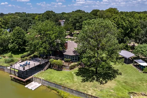 111 Hickory Creek Circle