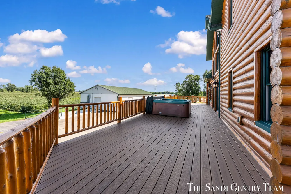 4182 Ensley Road Ravenna, MI 49451