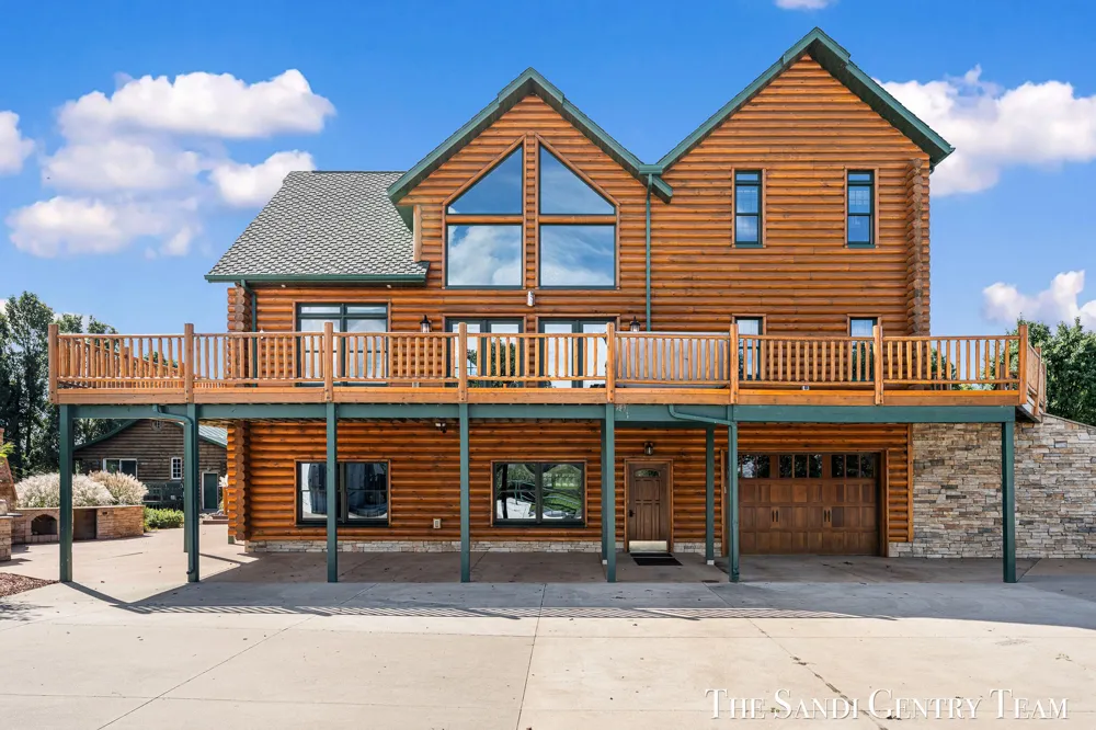 4182 Ensley Road Ravenna, MI 49451
