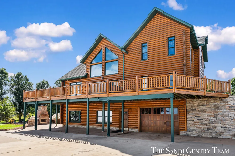 4182 Ensley Road Ravenna, MI 49451