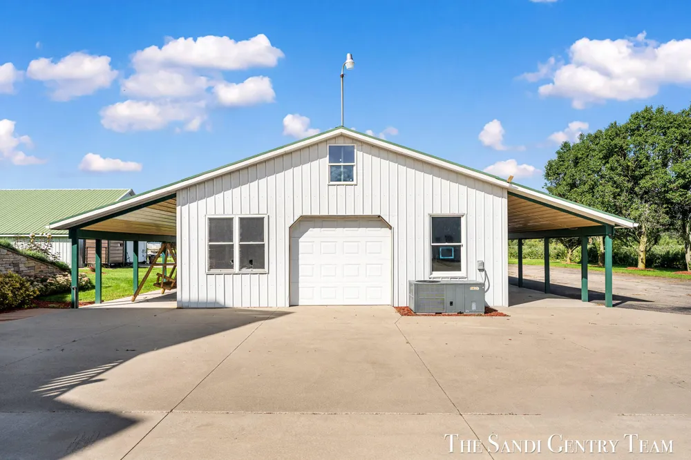 4182 Ensley Road Ravenna, MI 49451