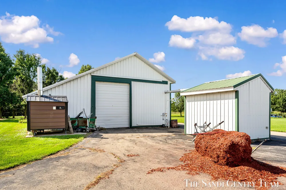 4182 Ensley Road Ravenna, MI 49451