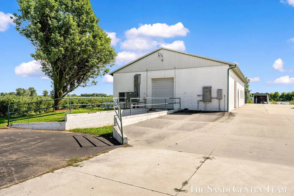 4182 Ensley Road Ravenna, MI 49451