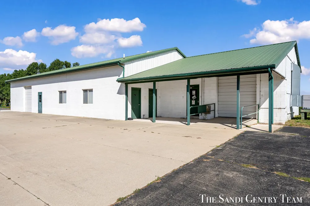 4182 Ensley Road Ravenna, MI 49451