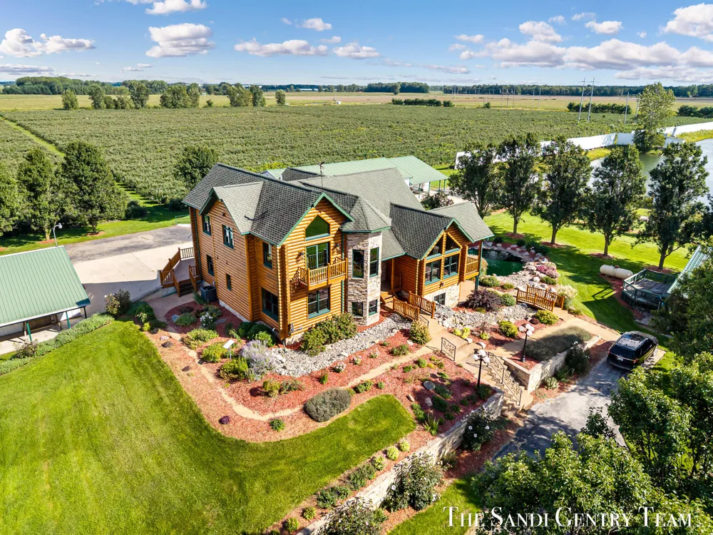 4182 Ensley Road Ravenna, MI 49451