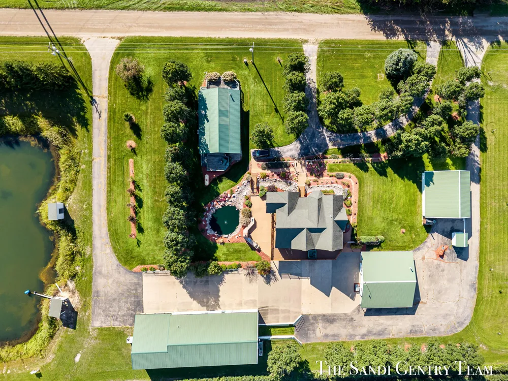 4182 Ensley Road Ravenna, MI 49451