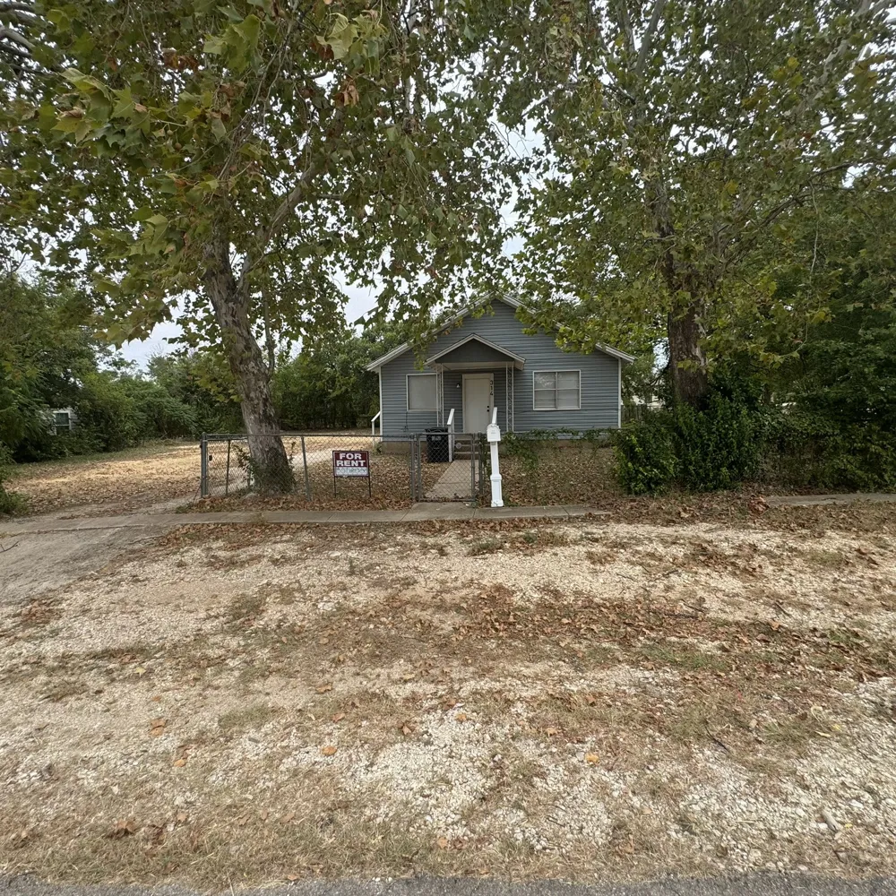 314 Arthur Street McGregor, TX 76657