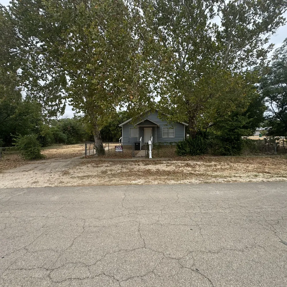 314 Arthur Street McGregor, TX 76657