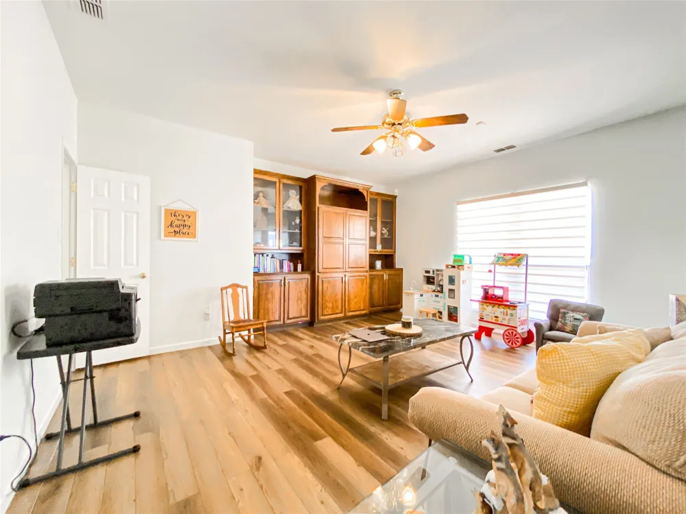 549 COUNTRY PLACE S Abilene, TX 79606