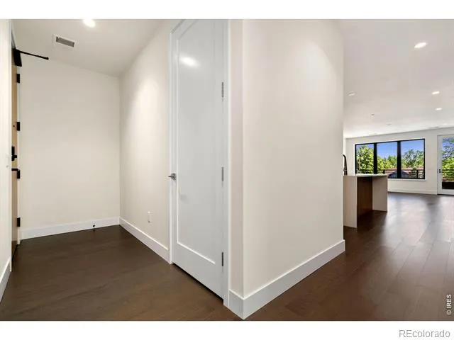 205 E 6th Street #303 Loveland, CO 80537