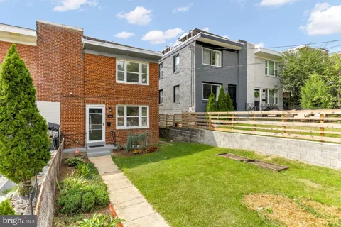 333 OGLETHORPE STREET NE