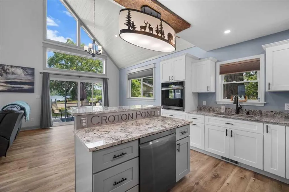 7603 S Croton Hardy Drive Newaygo, MI 49337