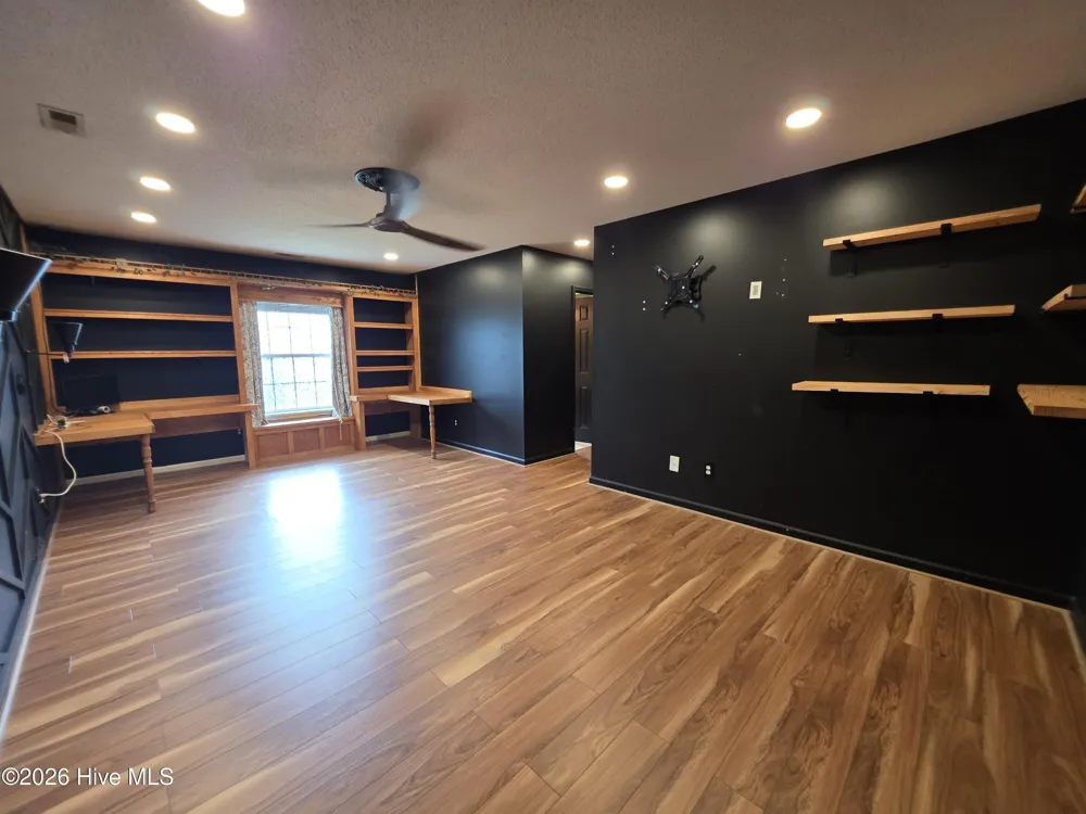 200 Flagstone Lane Jacksonville, NC 28546