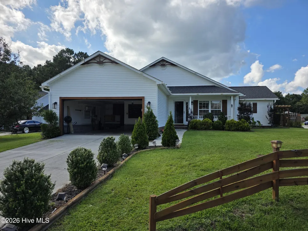 200 Flagstone Lane Jacksonville, NC 28546