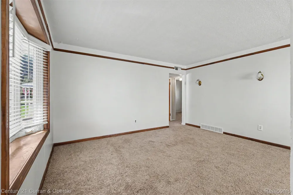 19145 Wall Street Melvindale City, MI 48122