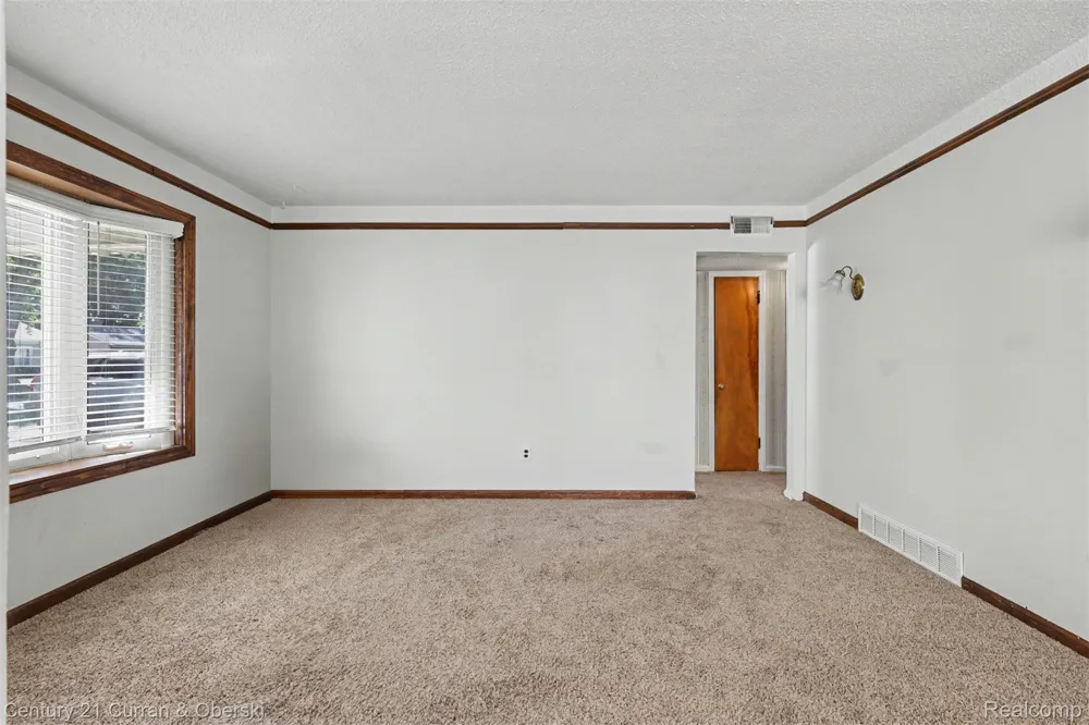19145 Wall Street Melvindale City, MI 48122