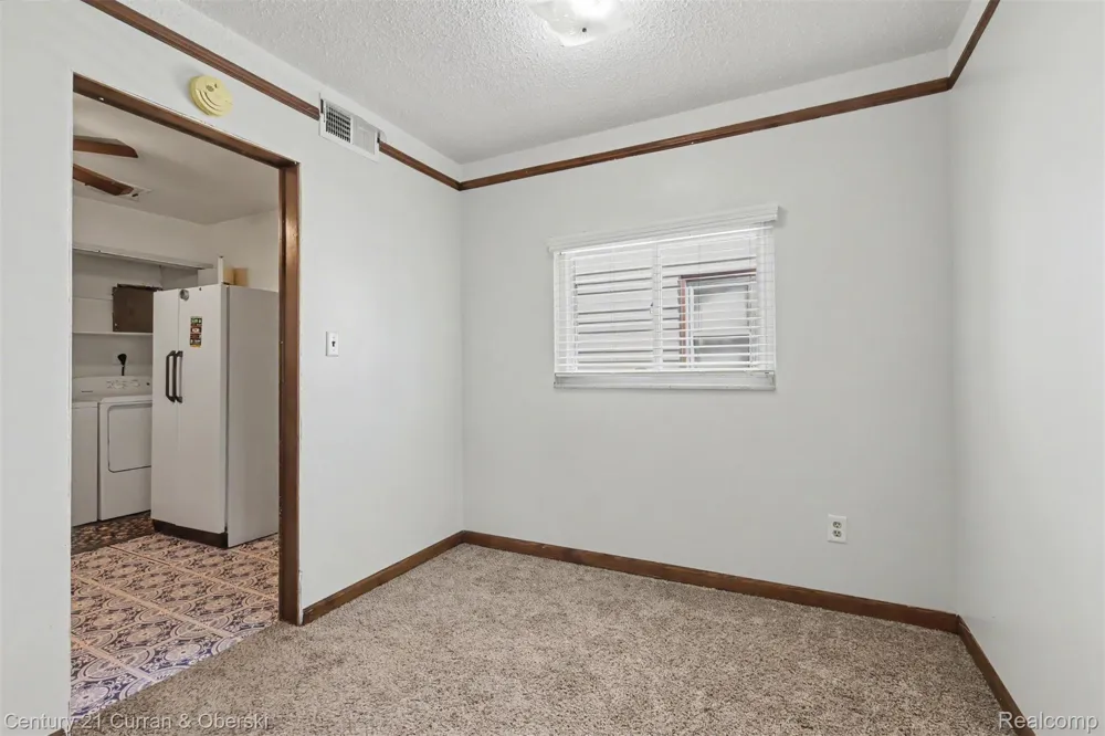19145 Wall Street Melvindale City, MI 48122