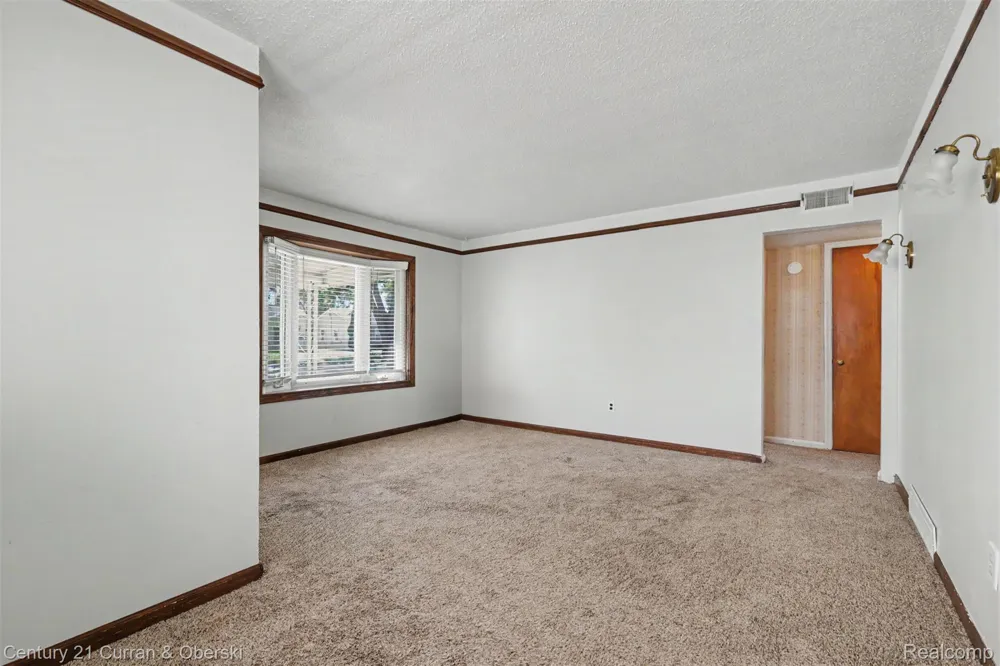 19145 Wall Street Melvindale City, MI 48122