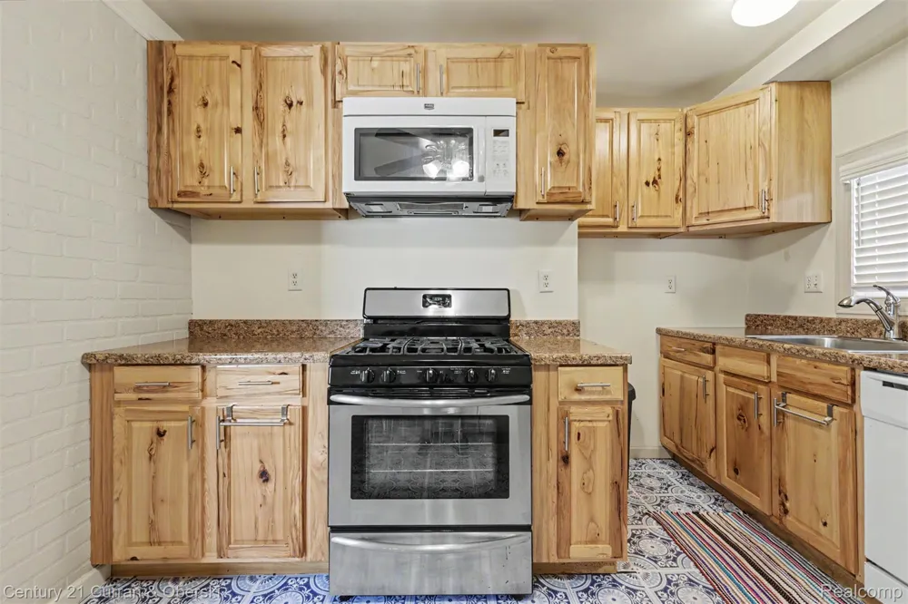 19145 Wall Street Melvindale City, MI 48122