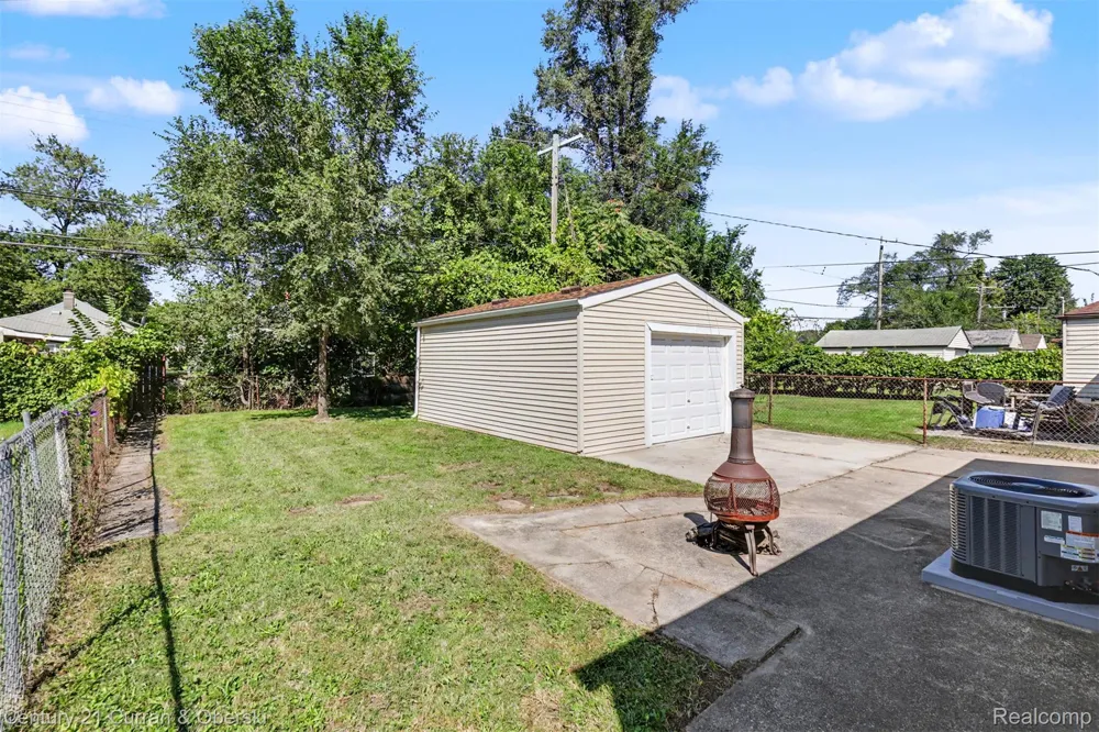 19145 Wall Street Melvindale City, MI 48122