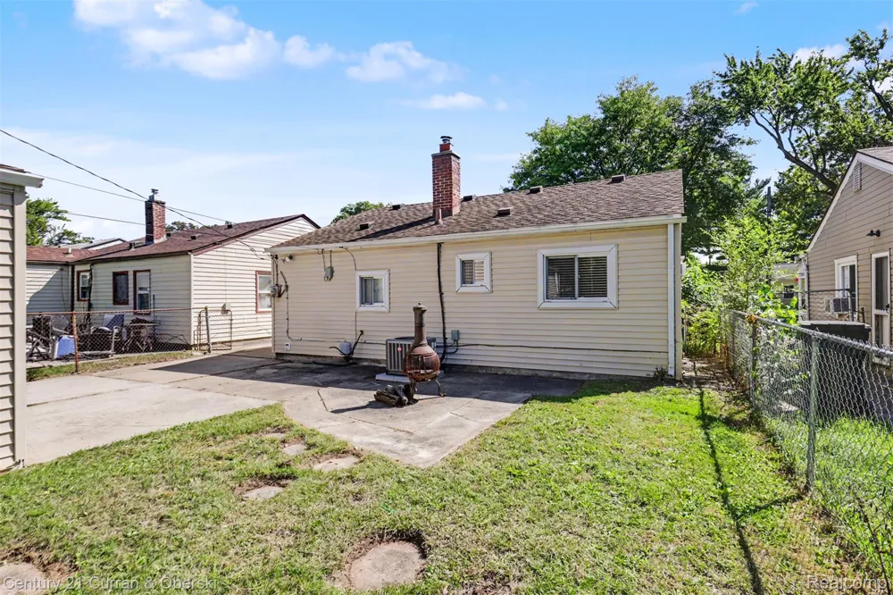 19145 Wall Street Melvindale City, MI 48122