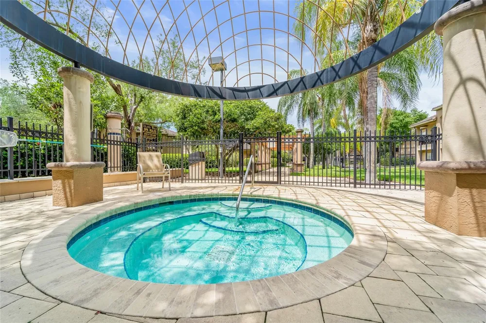 1109 NORMANDY TRACE ROAD #1109 Tampa, FL 33602