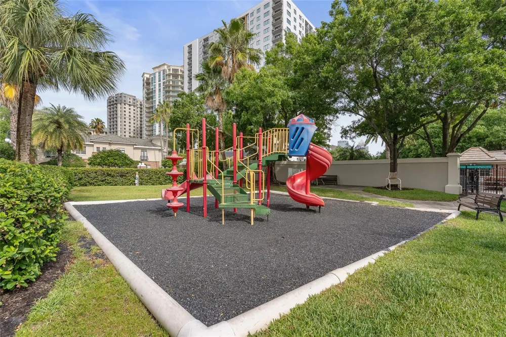 1109 NORMANDY TRACE ROAD #1109 Tampa, FL 33602
