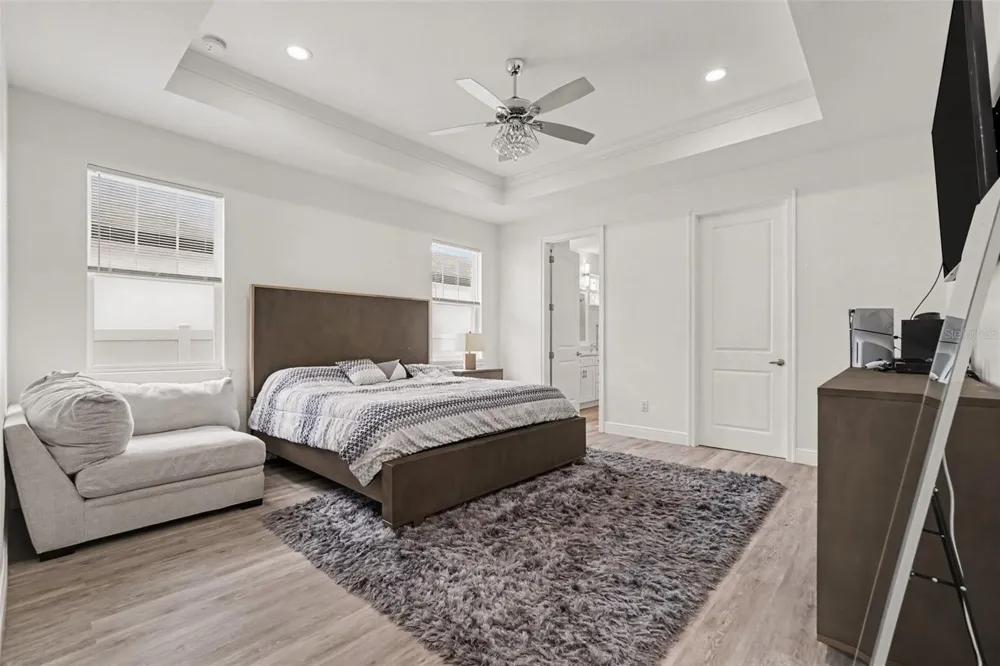 8307 GOMEZ AVENUE Tampa, FL 33614