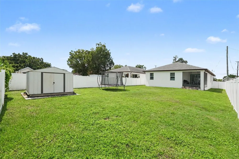 8307 GOMEZ AVENUE Tampa, FL 33614