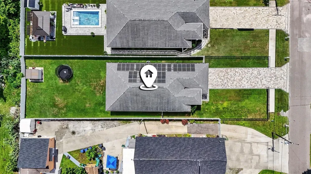 8307 GOMEZ AVENUE Tampa, FL 33614