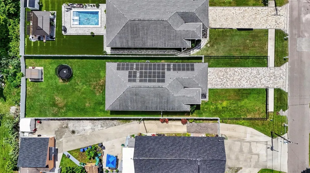 8307 GOMEZ AVENUE Tampa, FL 33614