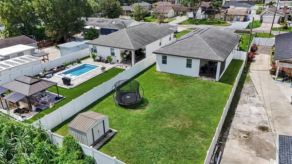 8307 GOMEZ AVENUE Tampa, FL 33614