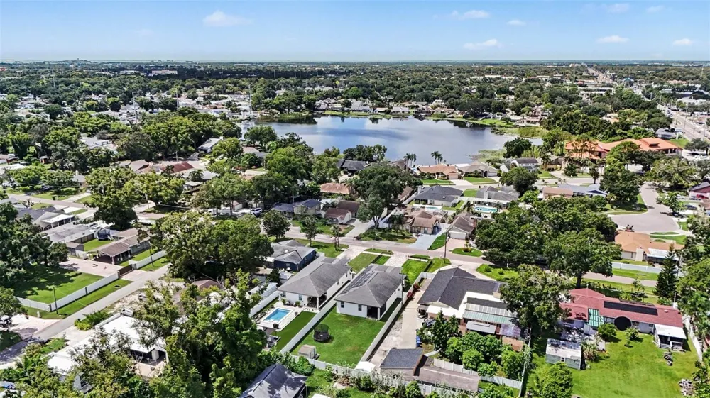 8307 GOMEZ AVENUE Tampa, FL 33614