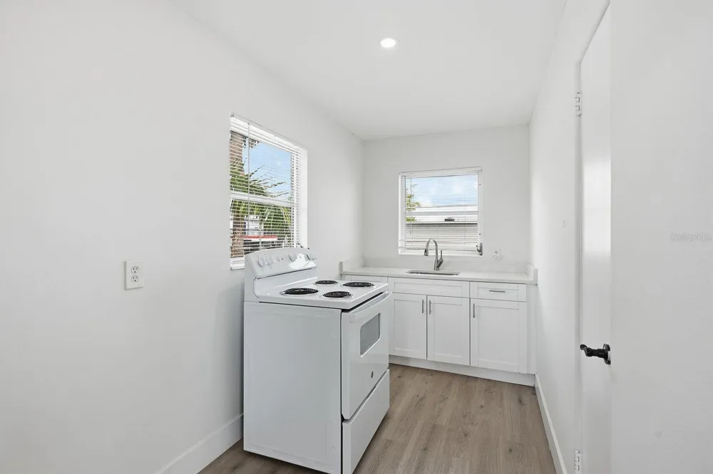 2837 18TH AVENUE #2 St Petersburg, FL 33713