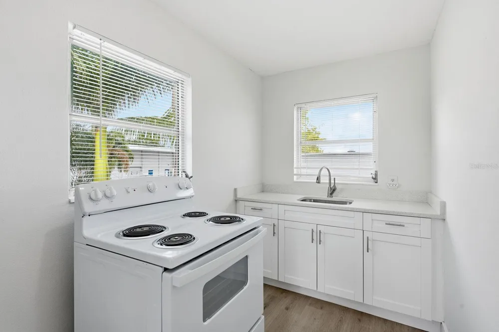 2837 18TH AVENUE #2 St Petersburg, FL 33713