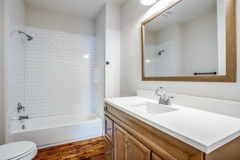 403 Parkview Avenue Dallas, TX 75223