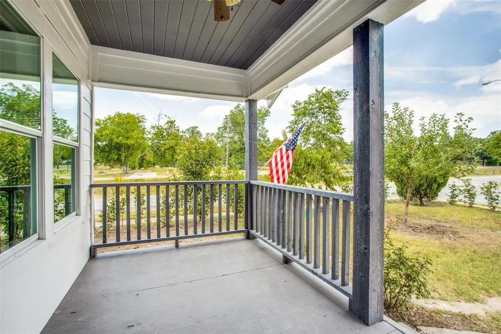 403 Parkview Avenue Dallas, TX 75223