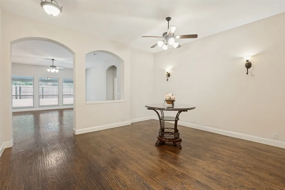 8304 Spitfire Trail Aubrey, TX 76227