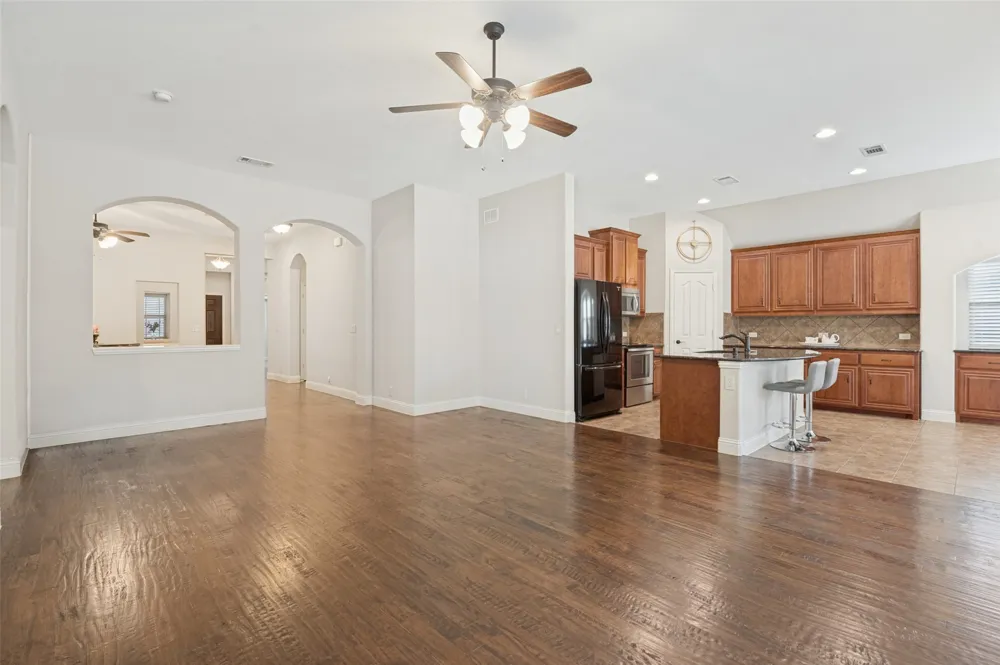 8304 Spitfire Trail Aubrey, TX 76227