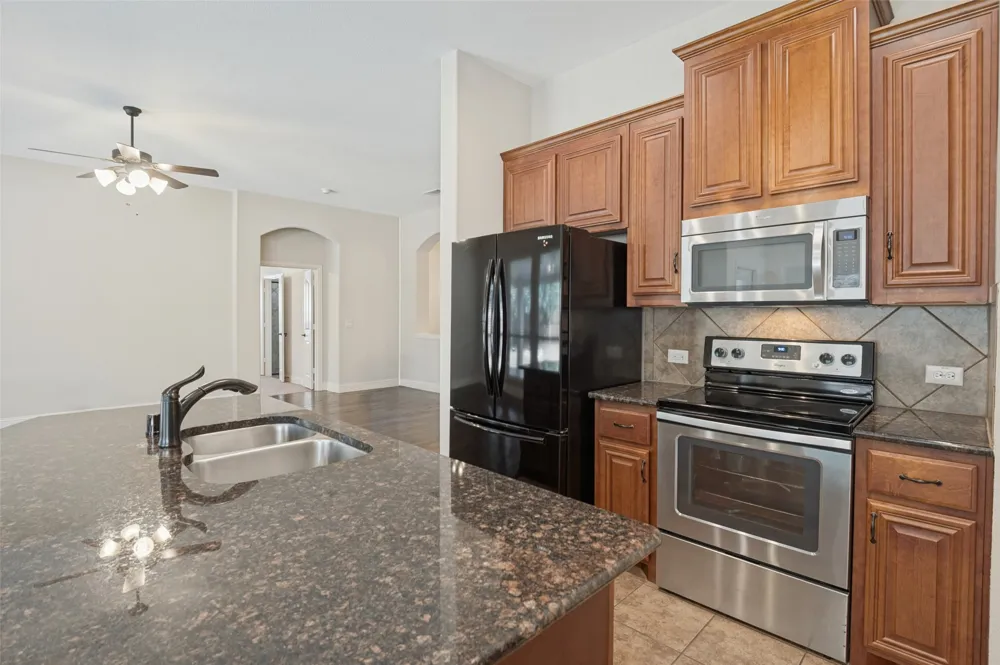 8304 Spitfire Trail Aubrey, TX 76227