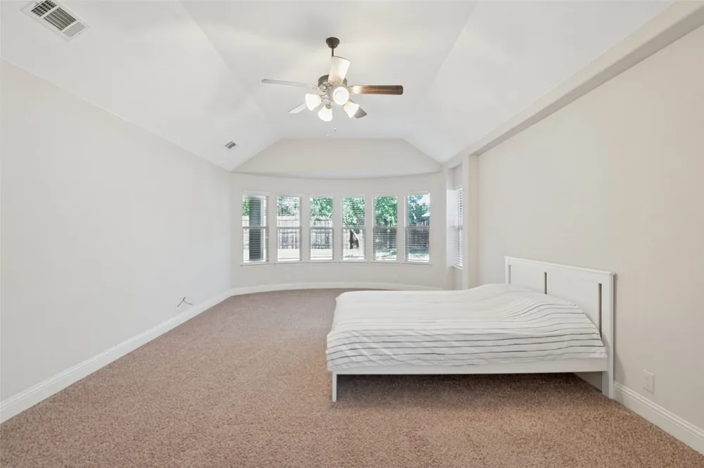 8304 Spitfire Trail Aubrey, TX 76227