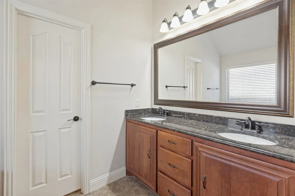 8304 Spitfire Trail Aubrey, TX 76227