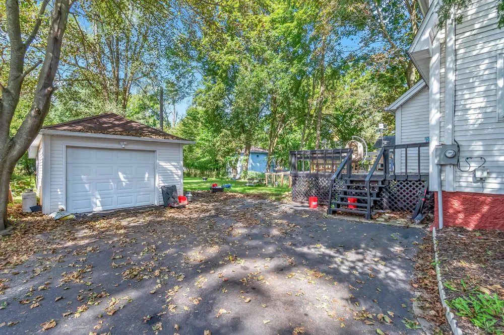 90 Norwood Avenue Hillsdale, MI 49242