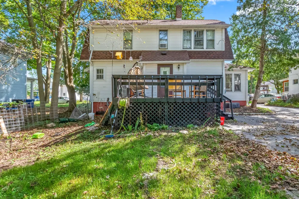 90 Norwood Avenue Hillsdale, MI 49242