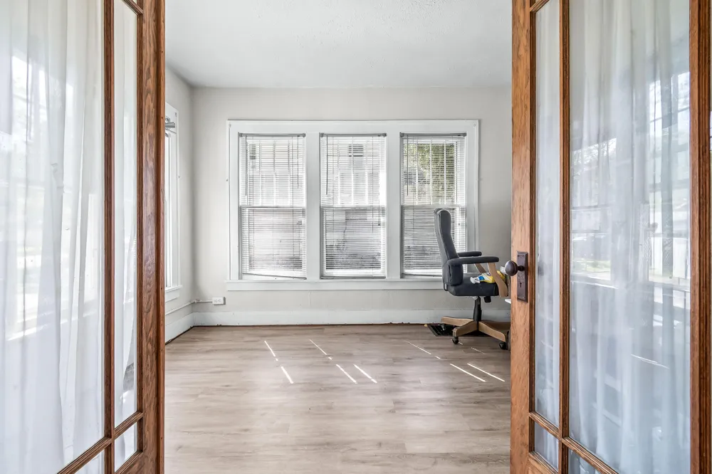 90 Norwood Avenue Hillsdale, MI 49242