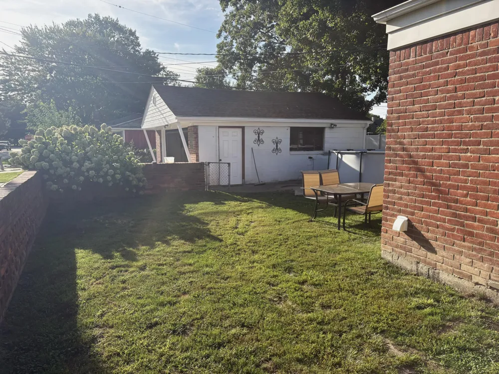 4020 Gertrude Street Dearborn Heights City, MI 48125